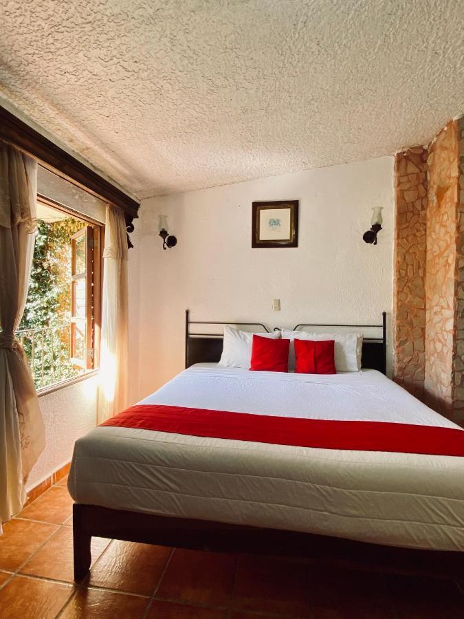Hotel De Cervantes San Sebastián del Oeste Exteriör bild